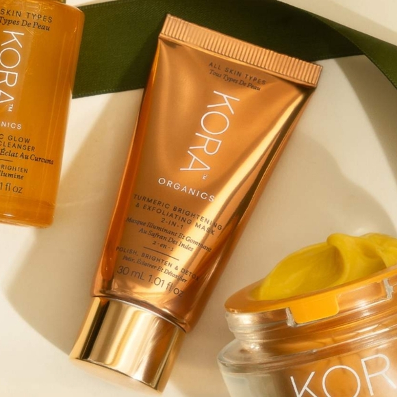 New Kora Organics Tumeric Brightening & Exfoliating Face Mask 30ml - Picture 1 of 7